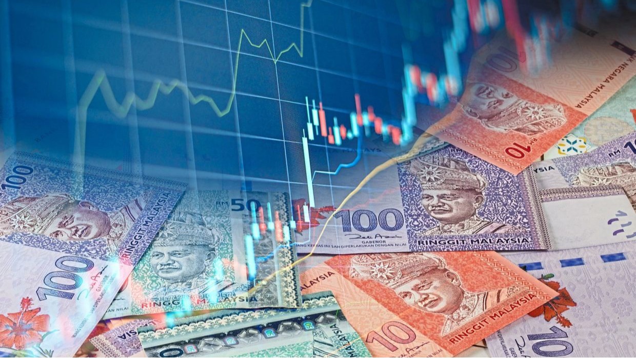 Ringgit Surges to Eight-Year High Against US Dollar Amid GDP Optimism