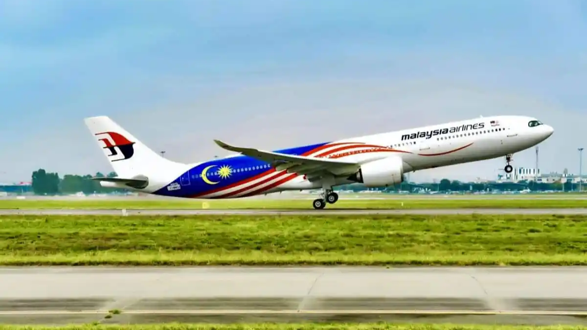 Malaysia Airlines Adds Extra London and Paris Flights to Ease Global Travel Disarray