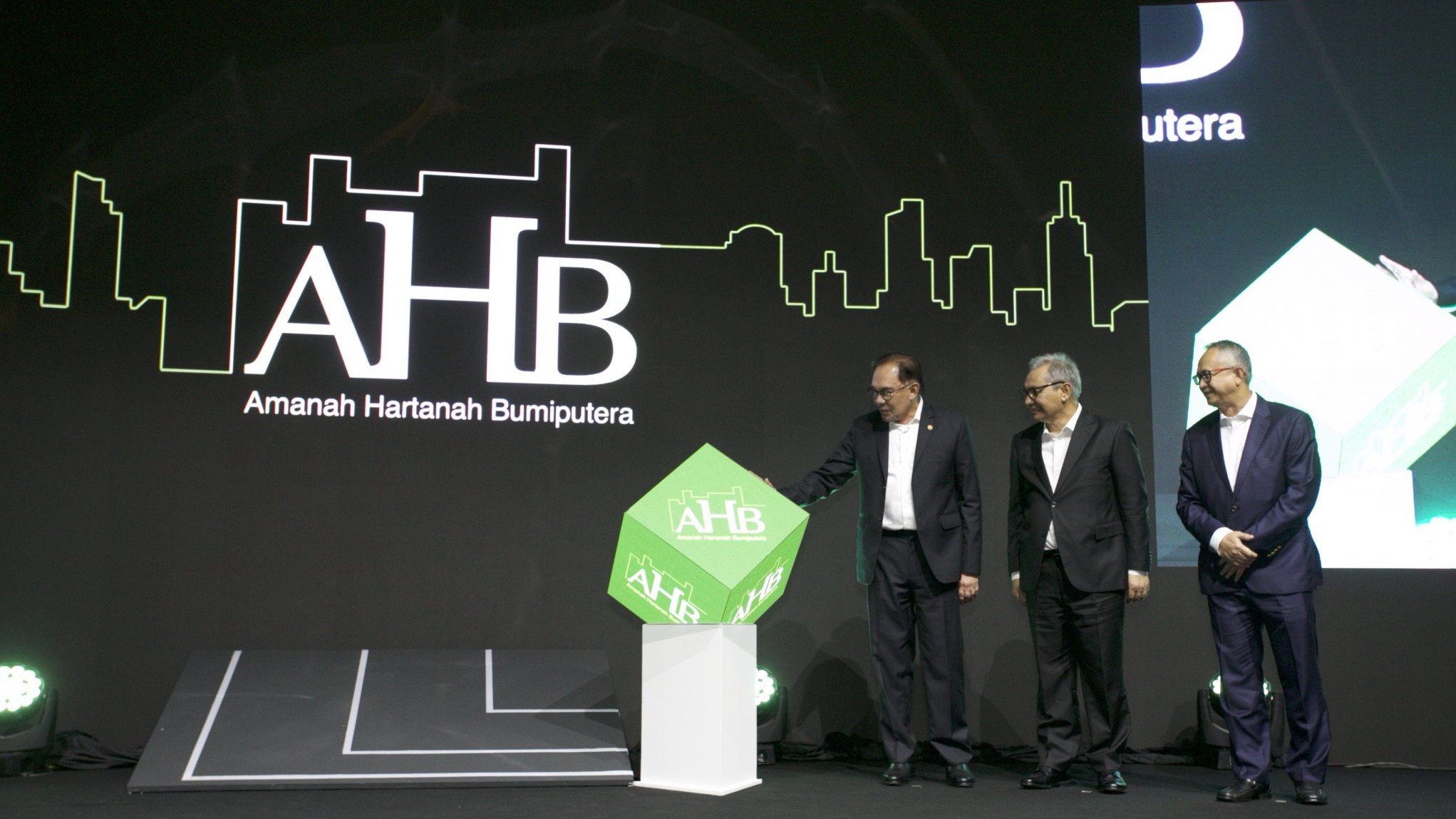 AHB Announces RM118.7 Million Interim Payout to 87,000 Bumiputera Investors