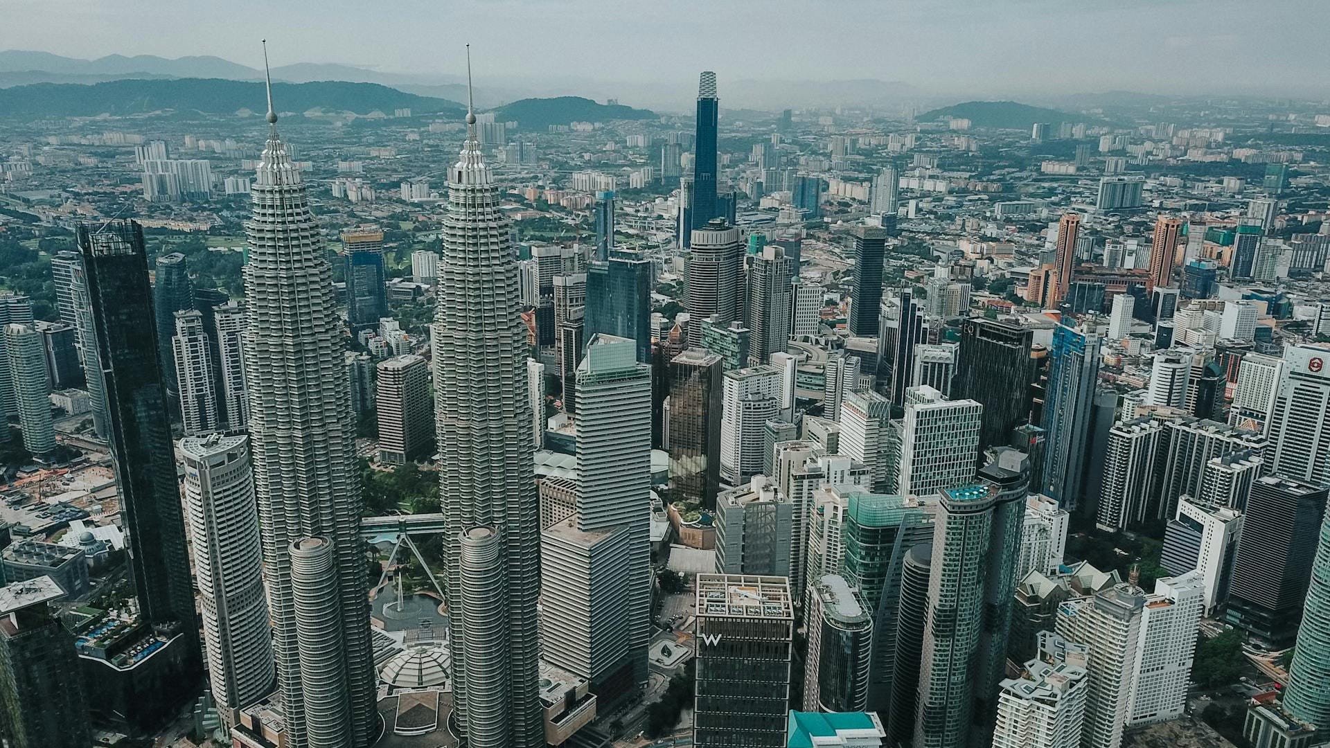 S&P Global Ratings Eyes Potential Upgrade for Malaysia as Fiscal Deficit Narrows