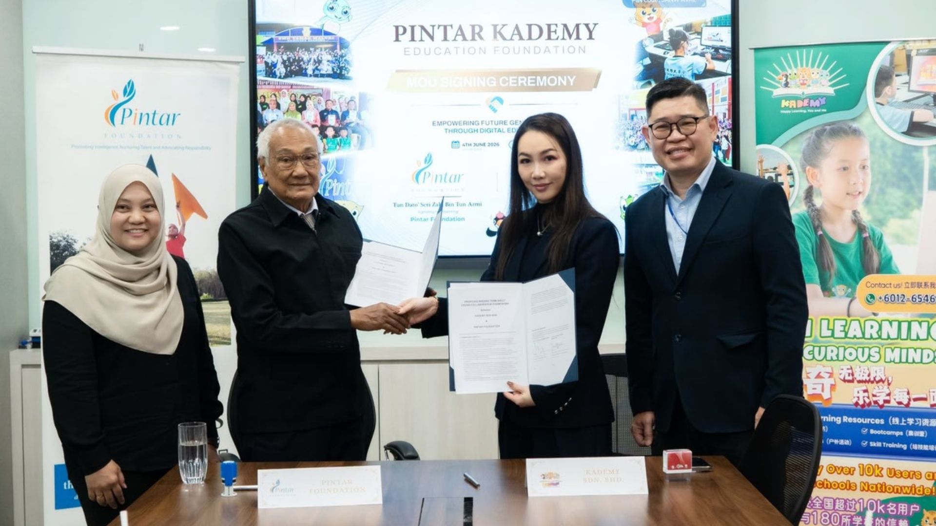 Pintar Foundation and Kademy Ink Strategic MOU to Launch Education Foundation for B40 Students