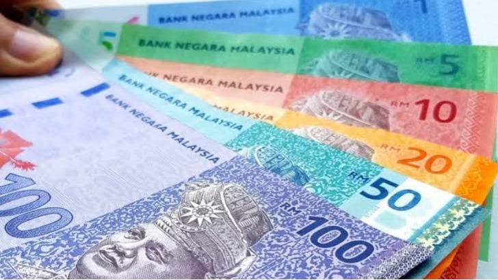 Ringgit Slips Against Dollar as Upbeat US Economic Data Bolsters Greenback