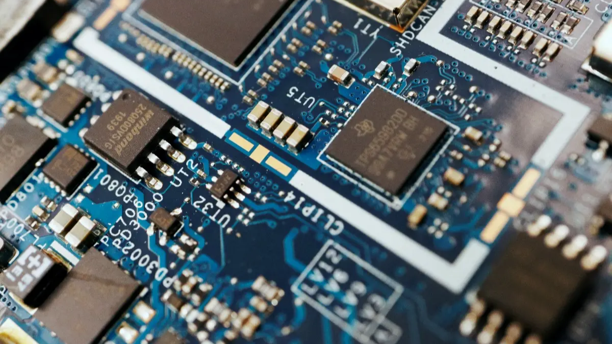 Malaysia Primed to Capitalize on Global AI Microchip Surge, Says Apex Securities
