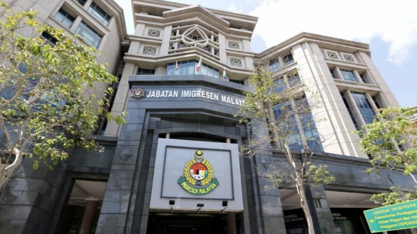 Immigration Department Arrests Myanmar Woman Linked to Fraudulent PLKS Syndicate in Selangor