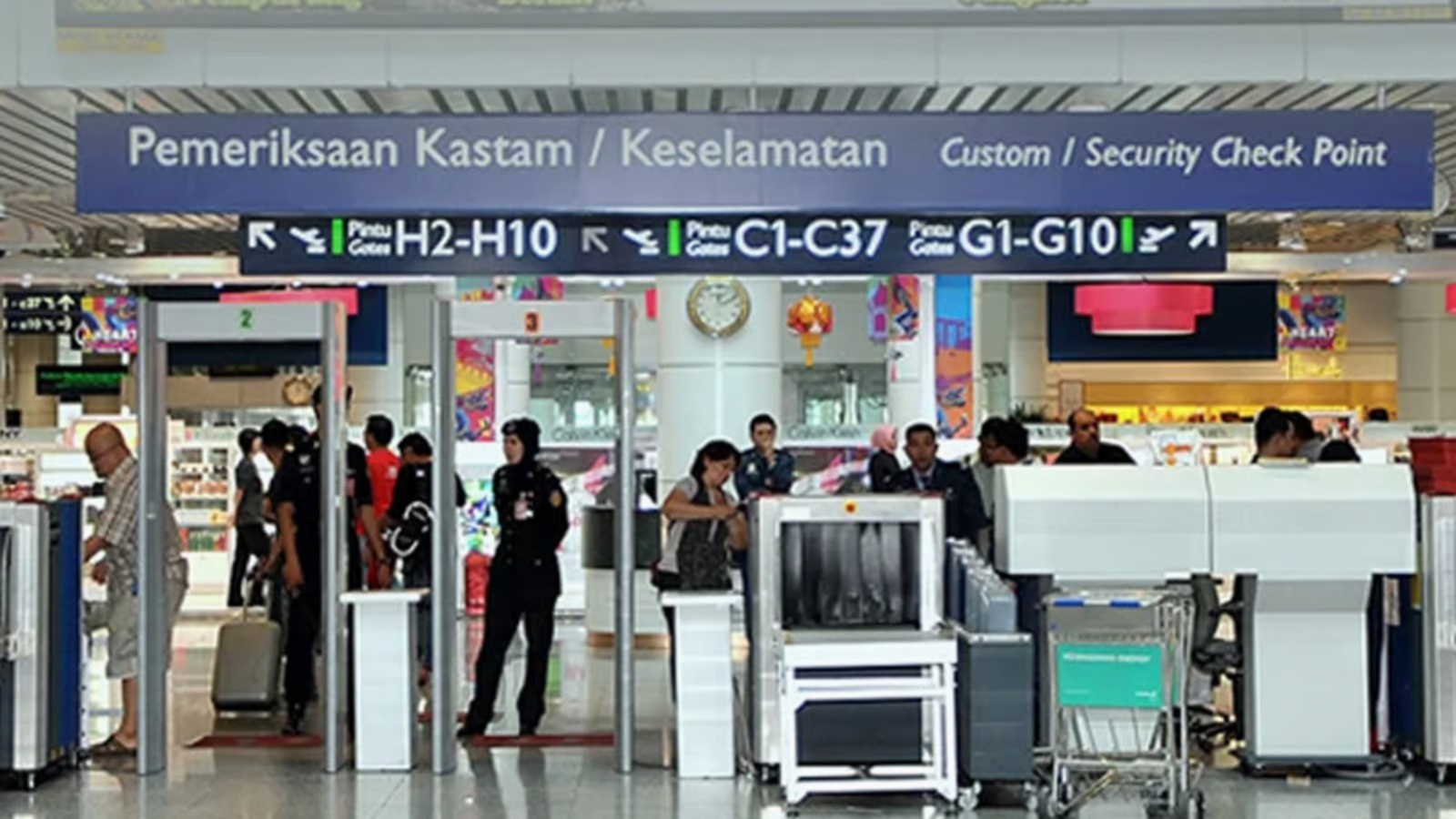 KLIA Customs Intercepts RM6.17m Worth of Illicit Cigarettes and Cannabis in Four Seizures