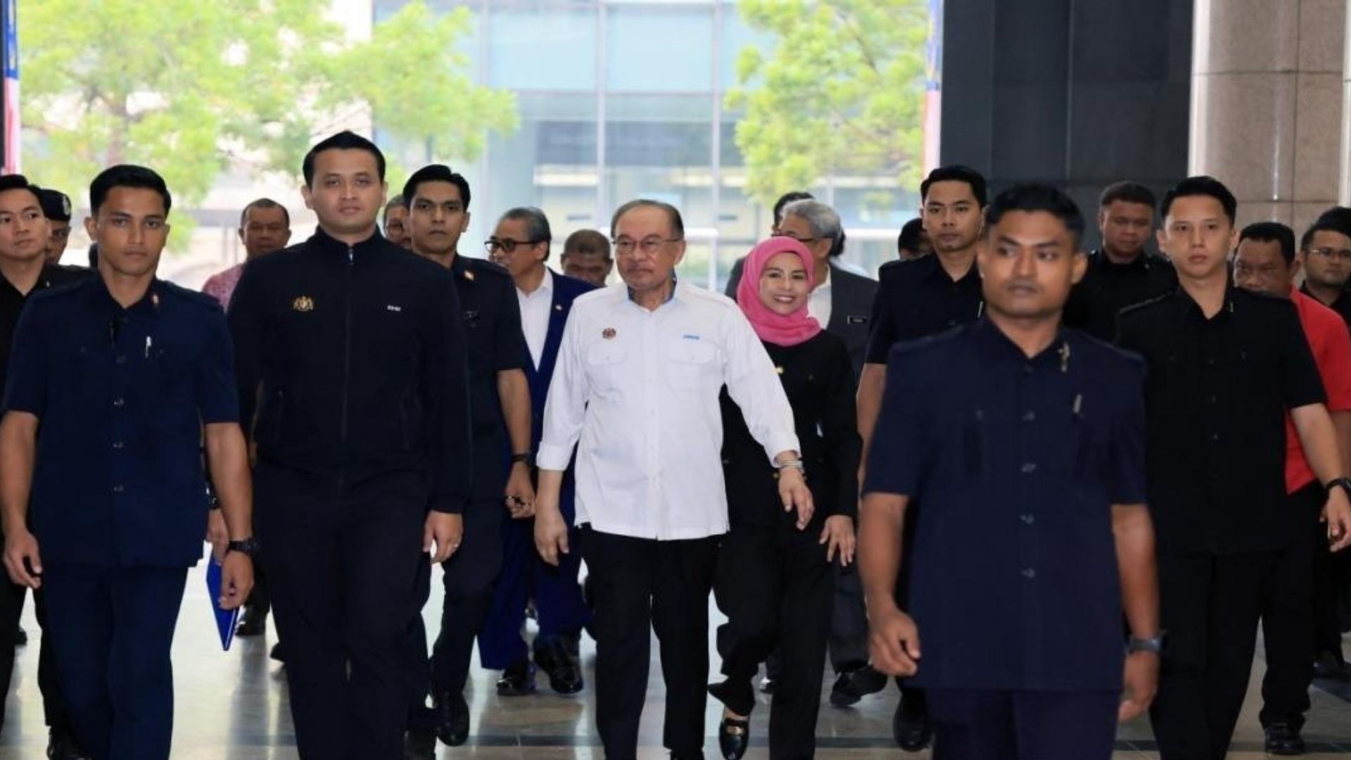 Anwar Calls for Revamped ASEAN Haze Response as Health Risks Rise