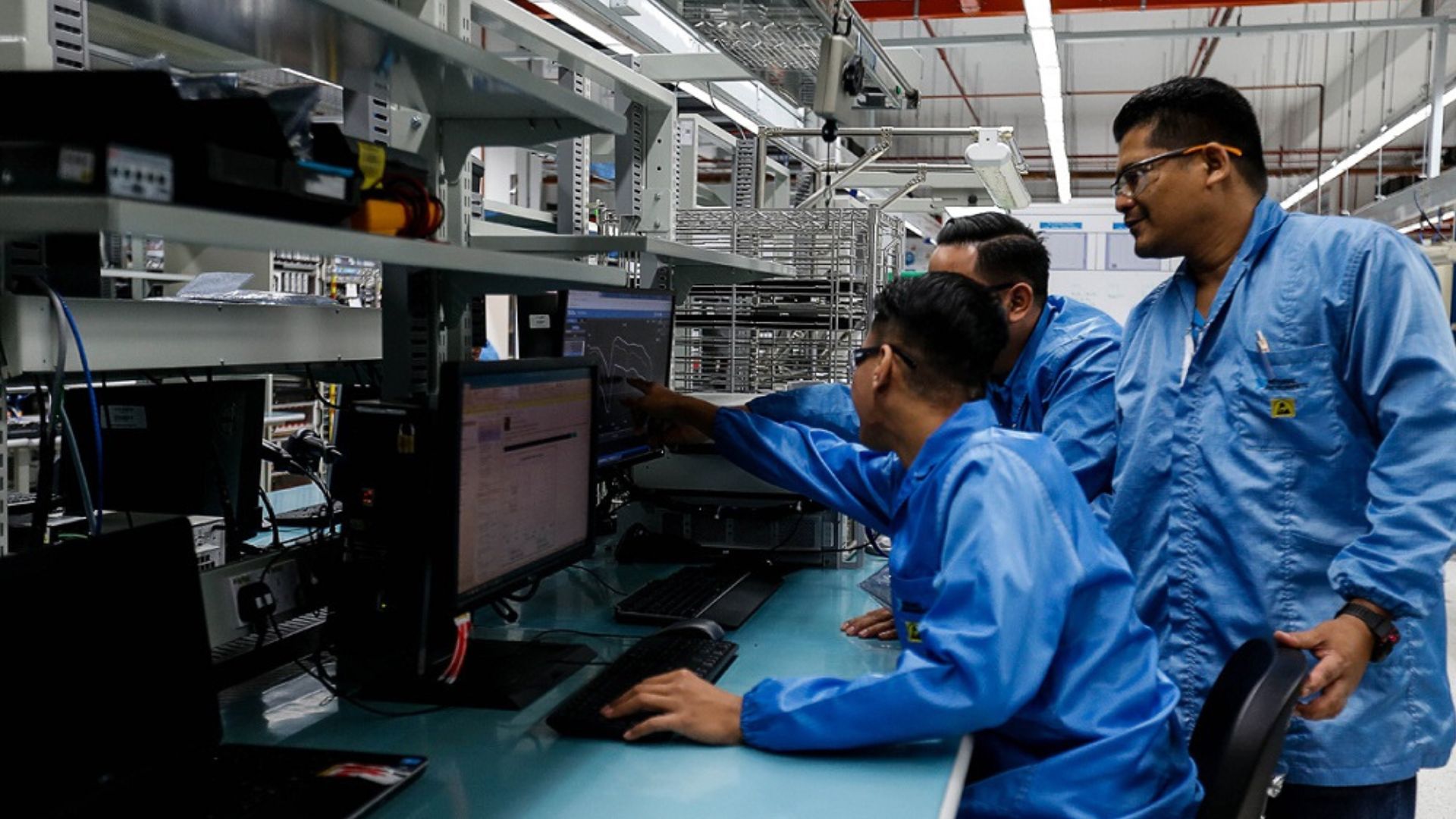 Malaysia’s industrial output growth eases to 4.7% in July