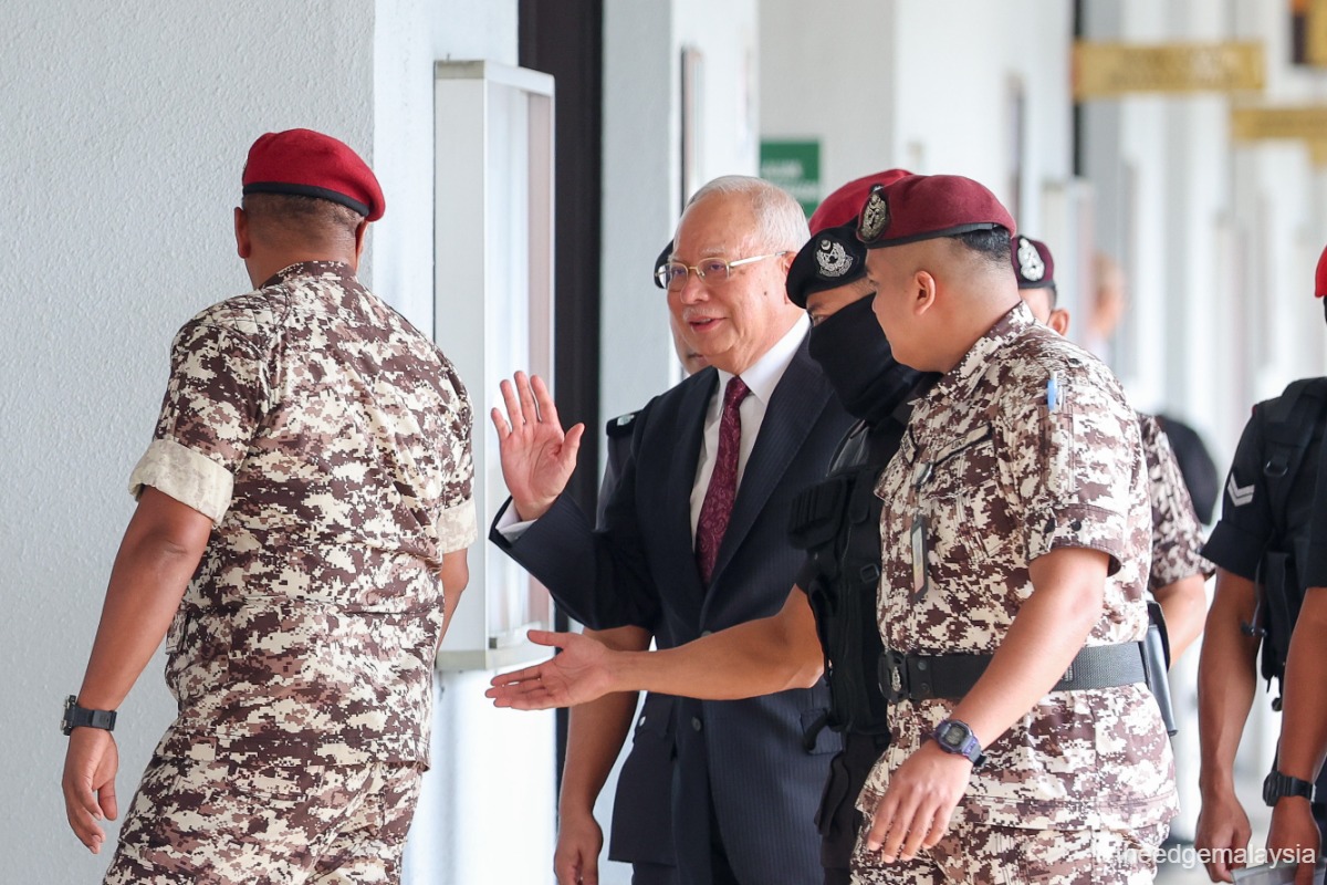 Pardons Board Defers Decision on Najib Release