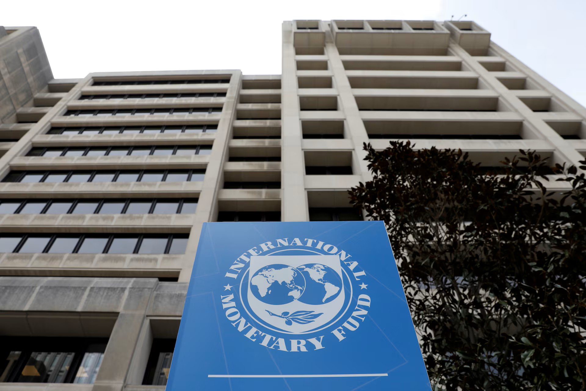 Malaysia Must Pursue Fiscal Consolidation, Says IMF