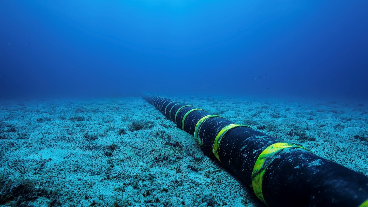 Philippines, Taiwan Explore Cable Ties Despite One-China Policy